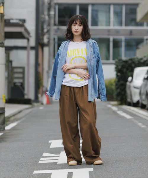 NIRVANA(ニルヴァーナ)の「Nirvana/ニルヴァーナ Yellow Happy Face Unisex Black T Shirt 秋 秋服 2026年秋冬(Tシャツ/カットソー・メンズ・ブラック/ホワイト/ブラック×ホワイト・S/M/L/XL)」の19枚目の写真
