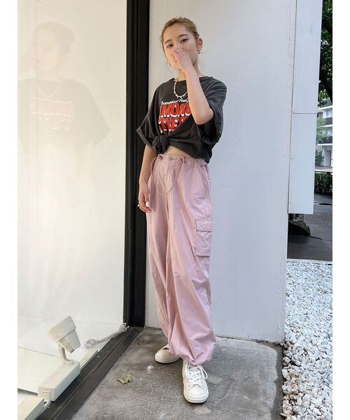 Ungrid（アングリッド）の「ツアーロゴルーズTee（Tシャツ/カットソー・レディース・チャコールグレー/オフホワイト/オレンジ・FREE）」の14枚目の写真