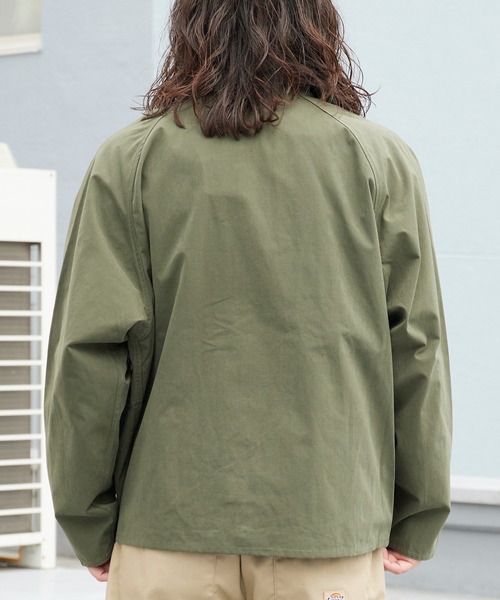 Barbour(バブアー)の「Barbour/バブアー transporter casual jacketTRANSPORT トランスポート ピーチスキン コットン ショートレングスブルゾン 2026年 夏 夏服 秋服(ブルゾン・メンズ・ブラック/グリーン・36/38/40)」の16枚目の写真