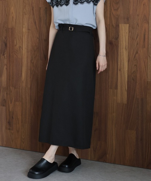 J by blue(ジェイバイブルー)の「《2サイズ展開》ベルト付きリネンタイトスカート(スカート・レディース・ブラック/ベージュ・LARGE/MEDIUM)」の12枚目の写真