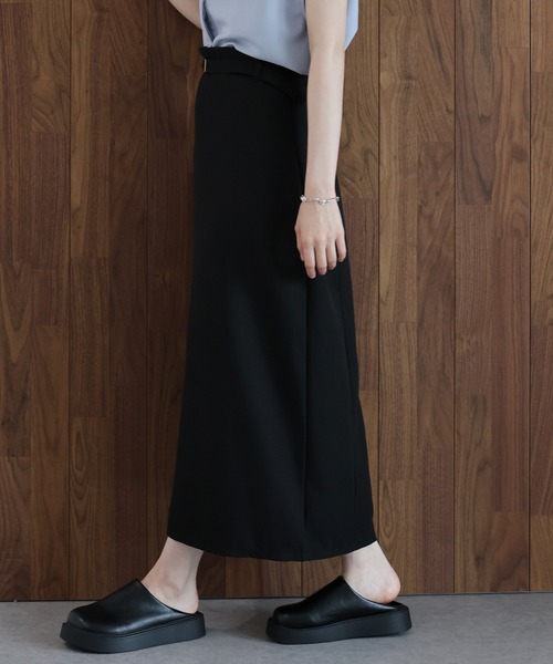 J by blue(ジェイバイブルー)の「《2サイズ展開》ベルト付きリネンタイトスカート(スカート・レディース・ブラック/ベージュ・LARGE/MEDIUM)」の14枚目の写真