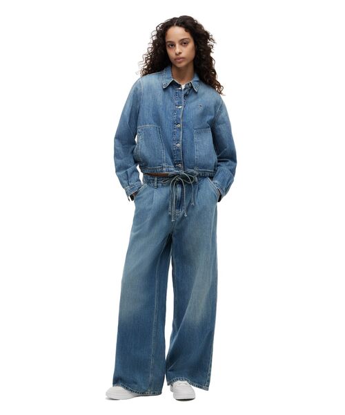 tommy jeans(トミー ジーンズ)の「ワイドシルエットデニムパンツ(デニムパンツ・レディース・インディゴブルー・25inch/27inch/26inch)」の2枚目の写真