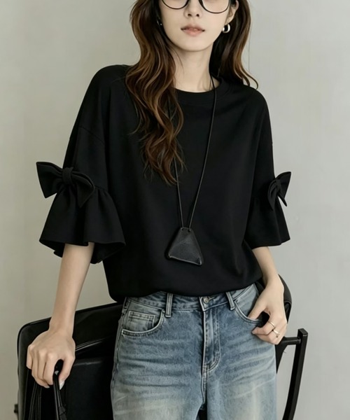 Doula Doula(ドゥーラドゥーラ)の「リボンフレアスリーブTシャツ(Tシャツ/カットソー・レディース・グレー/ブラック/ベージュ・FREE)」の2枚目の写真