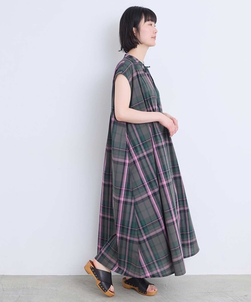 l'atelier du savon(アトリエドサボン)の「さらさらマドラスチェック リボンワンピース(ワンピース・レディース・レッド/ブルー/カーキ・FREE)」の4枚目の写真