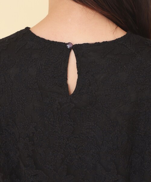 index（インデックス）の「シアーフラワー刺繍ペプラムブラウス【イージーアイロン／洗濯機OK】（シャツ/ブラウス・レディース・ライトグレー/ブラック/アイボリー・38/36）」の12枚目の写真