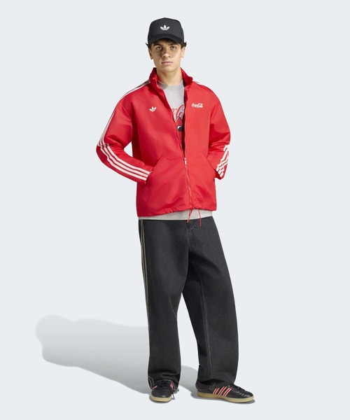 adidas(アディダス)の「コカ・コーラ クラシック スポーツ ナイロンパーカー / アディダスオリジナルス adidas Originals(ナイロンジャケット・メンズ・レッド・MEDIUM/SMALL/X-SMALL/XX-LARGE/3XL/LARGE/X-LARGE)」の5枚目の写真