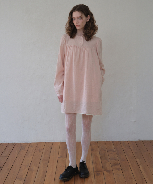 OURNOSTALGIA（アワー ノスタルジア）の「Luna Puff Tassel Dress_Pink(O26OPS01)（ワンピース・レディース・PINK・FREE）」の3枚目の写真