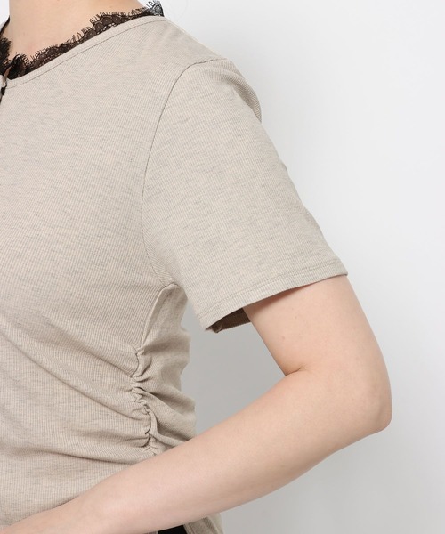 HARE（ハレ）の「レースドッキングヘンリーVネックカットソー(HARE)（Tシャツ/カットソー・レディース・グレイッシュベージュ/ブラック・FREE）」の11枚目の写真