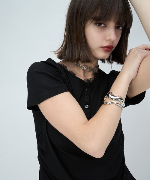 HARE（ハレ）の「レースドッキングヘンリーVネックカットソー(HARE)（Tシャツ/カットソー・レディース・グレイッシュベージュ/ブラック・FREE）」の14枚目の写真