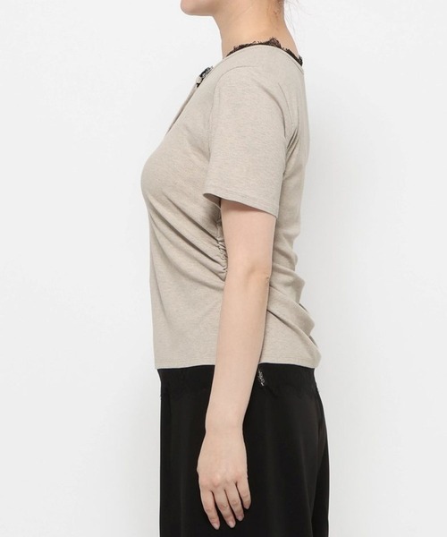 HARE（ハレ）の「レースドッキングヘンリーVネックカットソー(HARE)（Tシャツ/カットソー・レディース・グレイッシュベージュ/ブラック・FREE）」の7枚目の写真