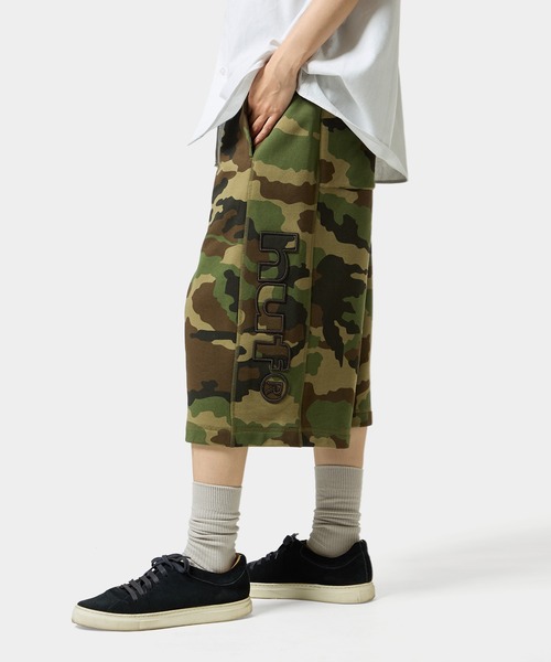 HUF（ハフ）の「BERMUDA FLEECE SHORT（スウェットパンツ・メンズ・アッシュグレー/ブラック/カモフラージュ・L/XL/M/S）」の19枚目の写真