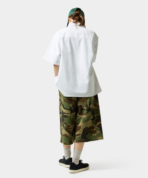 HUF（ハフ）の「BERMUDA FLEECE SHORT（スウェットパンツ・メンズ・アッシュグレー/ブラック/カモフラージュ・L/XL/M/S）」の5枚目の写真