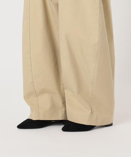 journal standard L'essage(ジャーナルスタンダードレサージュ)の「BALLOONワイドチノパンツ(チノパンツ・レディース・ベージュ/カーキ・38/36)」の21枚目の写真