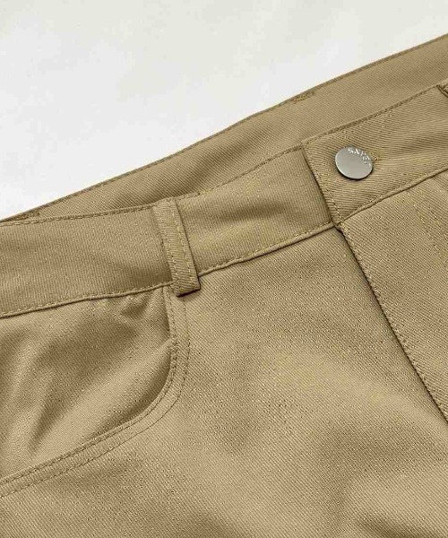 Forcement(フォースメント)の「ボリューム感が可愛い、今っぽく決まるワイドカーゴパンツ(その他パンツ・レディース・ブラック/ベージュ/カーキ・FREE)」の19枚目の写真