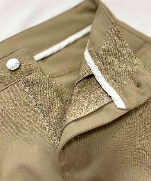 Forcement(フォースメント)の「ボリューム感が可愛い、今っぽく決まるワイドカーゴパンツ(その他パンツ・レディース・ブラック/ベージュ/カーキ・FREE)」の18枚目の写真