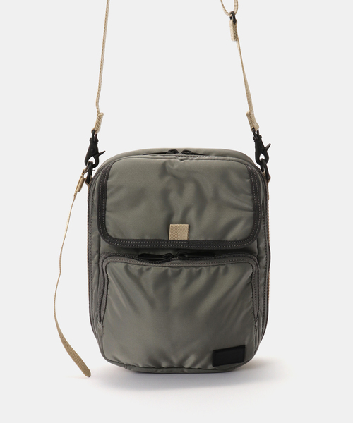 PORTER（ポーター）の「PORTER x VAGUE WATCH CO. Watchman Shoulders Grey（ショルダーバッグ・レディース・グレー・FREE）」の3枚目の写真