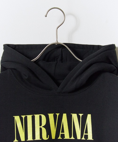 NIRVANA（ニルヴァーナ）の「NIRVANA / ニルヴァーナ PULL OVER HOODIE YELLOW HAPPY FACE ロゴ プルオーバー パーカー ストリート メンズ 2026年秋冬 秋服（パーカー・メンズ・ブラック・M/L/XL）」の2枚目の写真
