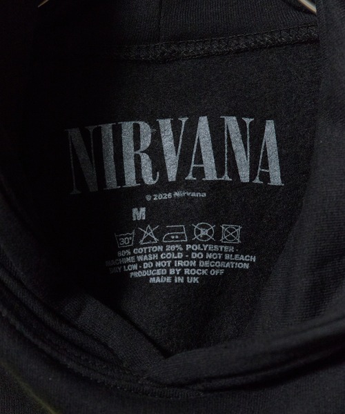 NIRVANA（ニルヴァーナ）の「NIRVANA / ニルヴァーナ PULL OVER HOODIE YELLOW HAPPY FACE ロゴ プルオーバー パーカー ストリート メンズ 2026年秋冬 秋服（パーカー・メンズ・ブラック・M/L/XL）」の6枚目の写真