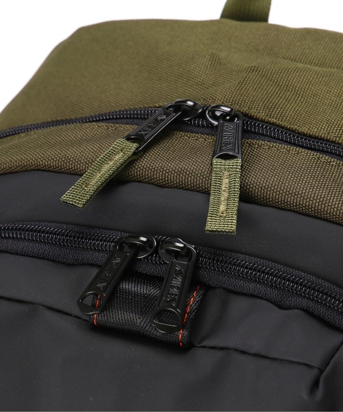 AVIREX（アヴィレックス）の「REGLESS DAYPACK / デイパック / AVIREX / アヴィレックス（バックパック/リュック・メンズ・オリーブ・FREE）」の6枚目の写真