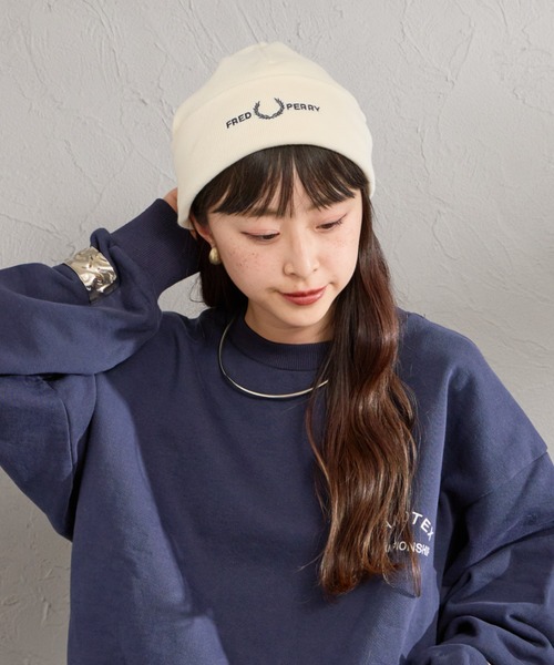 FRED PERRY（フレッドペリー）の「【WEB先行予約】[FRED PERRY/フレッドペリー] グラフィックロゴ刺繍 ニットビーニー（ニットキャップ/ビーニー・レディース・オフホワイト/ブラック・ONE SIZE）」の16枚目の写真