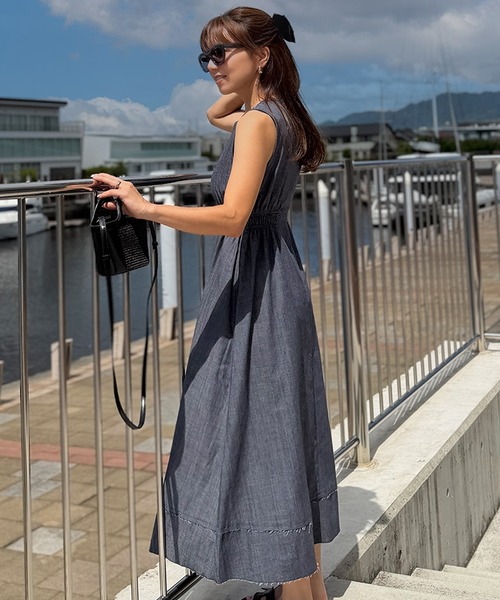ST.ROONEY(セントルーニー)の「ライトデニムワンピース【低身長・小柄女性向け】(ワンピース・レディース・ライトブラック/ライトブルーグレー・XS)」の1枚目の写真