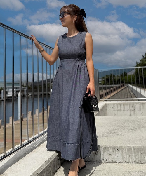 ST.ROONEY(セントルーニー)の「ライトデニムワンピース【低身長・小柄女性向け】(ワンピース・レディース・ライトブラック/ライトブルーグレー・XS)」の3枚目の写真