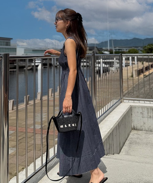 ST.ROONEY(セントルーニー)の「ライトデニムワンピース【低身長・小柄女性向け】(ワンピース・レディース・ライトブラック/ライトブルーグレー・XS)」の4枚目の写真