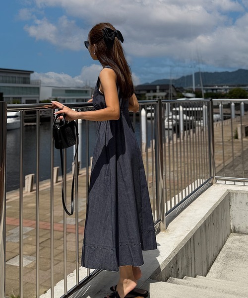 ST.ROONEY(セントルーニー)の「ライトデニムワンピース【低身長・小柄女性向け】(ワンピース・レディース・ライトブラック/ライトブルーグレー・XS)」の5枚目の写真