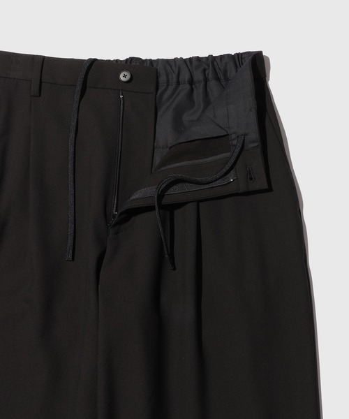 ADAM ET ROPE'(アダムエロペ)の「ソフトサーモ ワイドテーパードパンツ(その他パンツ・メンズ・ブラック/ベージュ系その他・M/L)」の4枚目の写真