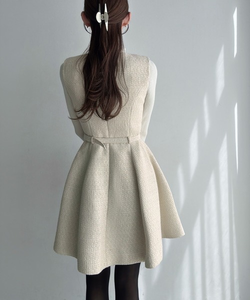 Meiru(メイル)の「ツイードフレアミニワンピース(ワンピース・レディース・アイボリー/ブラック・SMALL/LARGE/MEDIUM)」の9枚目の写真