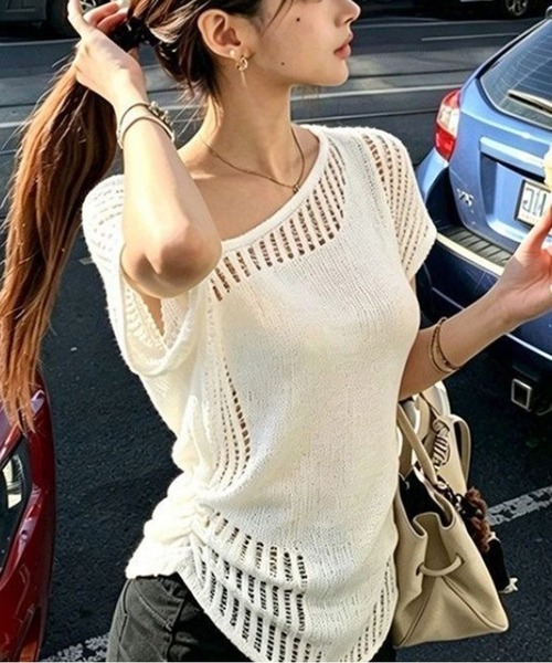AsheKsha(アシクシャ)の「ワンショルダー透かし編み半袖ニット(Tシャツ/カットソー・レディース・ホワイト・M)」の5枚目の写真