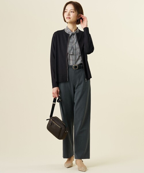 J.PRESS Ladies（J.プレス レディス）の「【季節の変わり目に】Vis/Peスパーク ニット ブルゾン（ニット/セーター・レディース・ネイビー系/ベージュ系・SMALL）」の3枚目の写真
