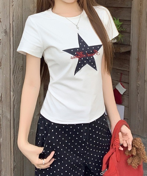 SHEPP（シープ）の「【26年春夏新作】Y2K スターグラフィック 半袖Tシャツ（Tシャツ/カットソー・レディース・ホワイト・L/M）」の4枚目の写真