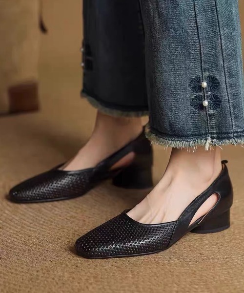 ampm(エーエムピーエム)の「メッシュスリングバックパンプス(パンプス・レディース・オフホワイト/ブラック・38/37/36/39)」の6枚目の写真