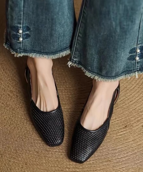 ampm(エーエムピーエム)の「メッシュスリングバックパンプス(パンプス・レディース・オフホワイト/ブラック・38/37/36/39)」の22枚目の写真
