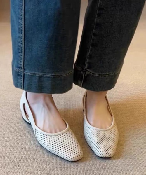 ampm(エーエムピーエム)の「メッシュスリングバックパンプス(パンプス・レディース・オフホワイト/ブラック・38/37/36/39)」の7枚目の写真