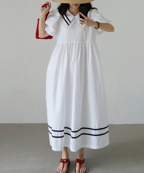Aelina（エリナ）の「パフスリーブリラックスワンピース（ワンピース・レディース・ホワイト/ネイビー・FREE）」の12枚目の写真