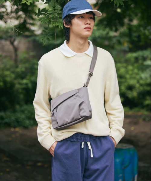 le coq sportif（ルコックスポルティフ）の「le coq sportif/ルコックスポルティフ ６Ｗ０９ ショルダーバッグ  20272（ショルダーバッグ・レディース・ピンク/ブラック/グレー・FREE）」の5枚目の写真