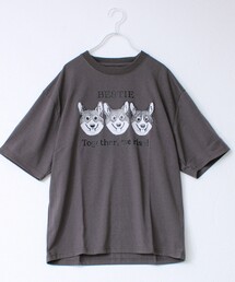 FREDY MAC（フレディーマック）の「【FREDYMAC/フレディマック】度詰め天竺CAT&DOG前後TEE（Tシャツ/カットソー）」