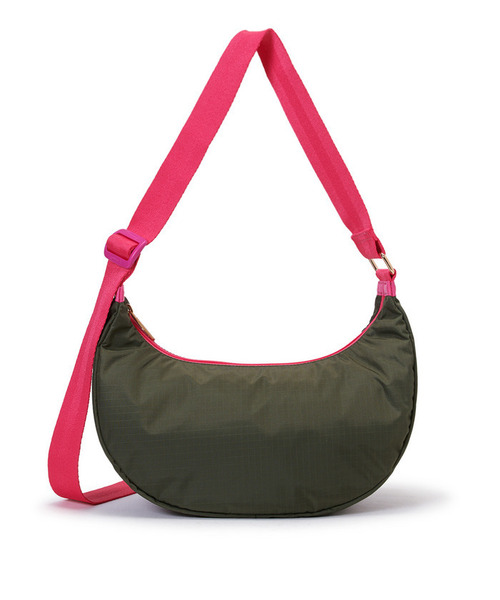 LeSportsac(レスポートサック)の「MED HAMMOCK ADJ BAG アボカド/ベージュピンクウェビング(ショルダーバッグ・レディース・グリーン・FREE)」の4枚目の写真
