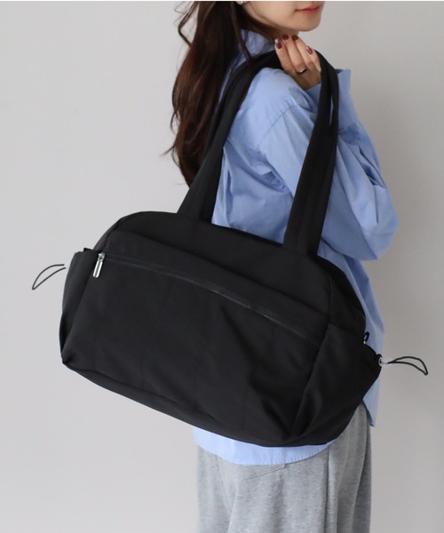 &MARKS(アンドマークス)の「N32【2WAY・軽量】キャリーオンナイロンバッグ(ショルダーバッグ・レディース・グレイッシュベージュ/ブラック/オフホワイト・FREE)」の1枚目の写真