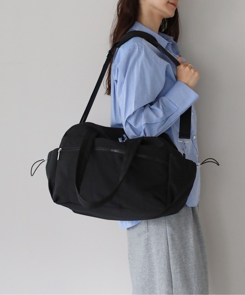 &MARKS(アンドマークス)の「N32【2WAY・軽量】キャリーオンナイロンバッグ(ショルダーバッグ・レディース・グレイッシュベージュ/ブラック/オフホワイト・FREE)」の4枚目の写真