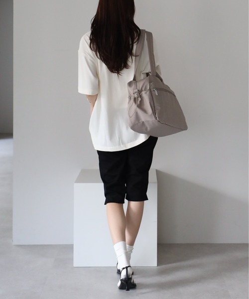 &MARKS(アンドマークス)の「N32【2WAY・軽量】キャリーオンナイロンバッグ(ショルダーバッグ・レディース・グレイッシュベージュ/ブラック/オフホワイト・FREE)」の19枚目の写真