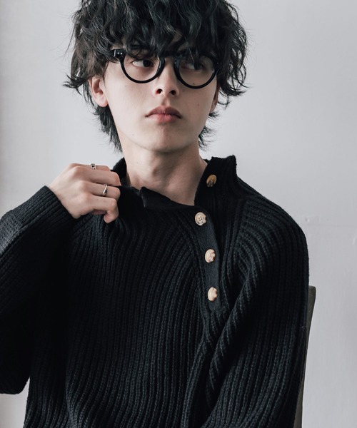 Rocky Monroe（ロッキーモンロー）の「オーバーサイズモックネックショルダーボタン畦編みニットセーター（ニット/セーター・メンズ・グレー/ブラウン/ブラック/チャコール・XL/L/M）」の8枚目の写真