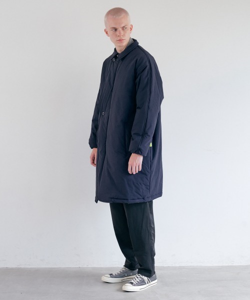 rehacer(レアセル)の「rehacer : Slack Padding Coat / スラックパディングコート(ダウンジャケット/コート・メンズ・ブラック/ネイビー・LARGE/MEDIUM/SMALL)」の7枚目の写真