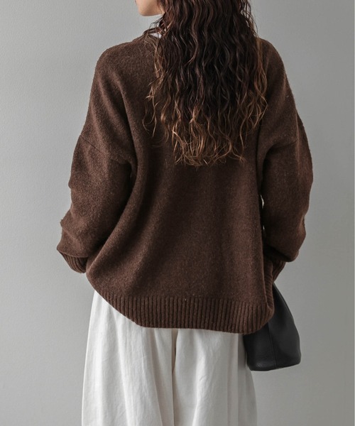 La-gemme(ラジェム)の「ヘンリーネック/ニットプルオーバー/シンプル(ニット/セーター・レディース・ブラウン/ブラック/アイボリー/グレー・フリー)」の18枚目の写真