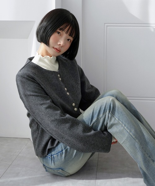 by muni:r(バイ ムニール)の「モーメント ラウンドノーカラージャケット/2026 AW COLLECTION(ノーカラージャケット・レディース・チャコール/ベージュ・FREE)」の9枚目の写真