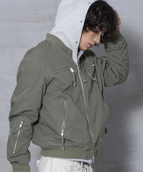 XTONZ(エクストーンズ)の「XJ141 マルチジッパー クロップ MA-1ジャケット (KHAKI)(ブルゾン・レディース・その他・MEDIUM/LARGE)」の14枚目の写真