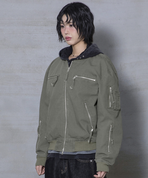XTONZ(エクストーンズ)の「XJ141 マルチジッパー クロップ MA-1ジャケット (KHAKI)(ブルゾン・レディース・その他・MEDIUM/LARGE)」の9枚目の写真
