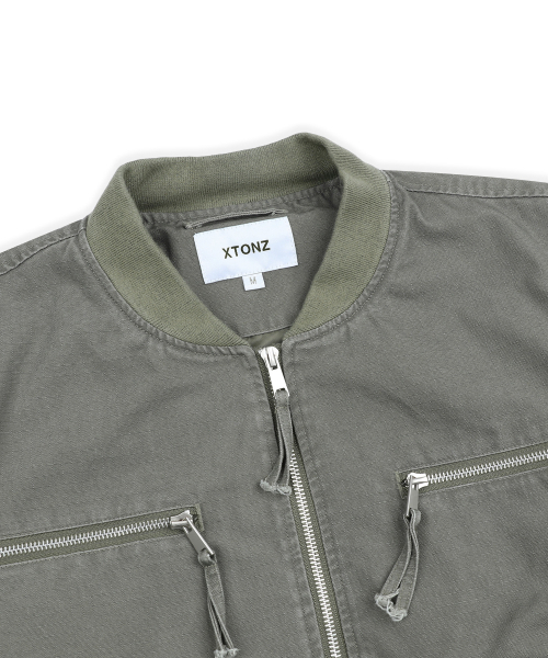 XTONZ(エクストーンズ)の「XJ141 マルチジッパー クロップ MA-1ジャケット (KHAKI)(ブルゾン・レディース・その他・MEDIUM/LARGE)」の5枚目の写真